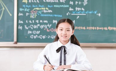 瑜伽考级培训学校：在广州让你登上瑜伽之巅